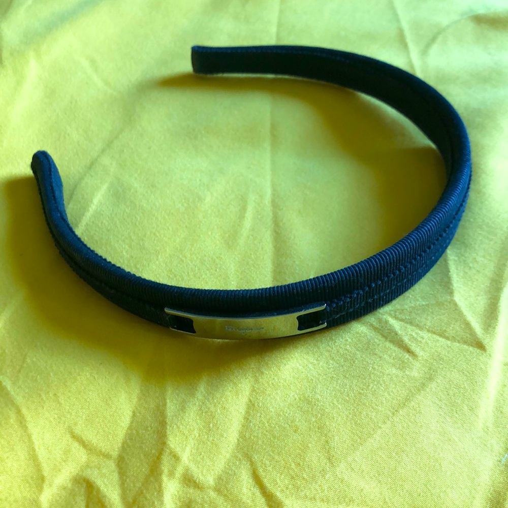 Ferragamo black headband. Great condition. Pet free smoke free home.
